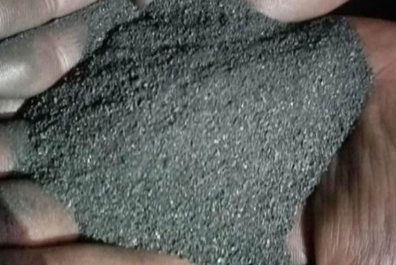 S 0.1% پودر الکترود گرافیتی کک نفتی گرافیتیزه شده با رطوبت کم